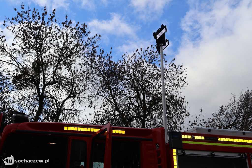 Wozem strażackim na sesję