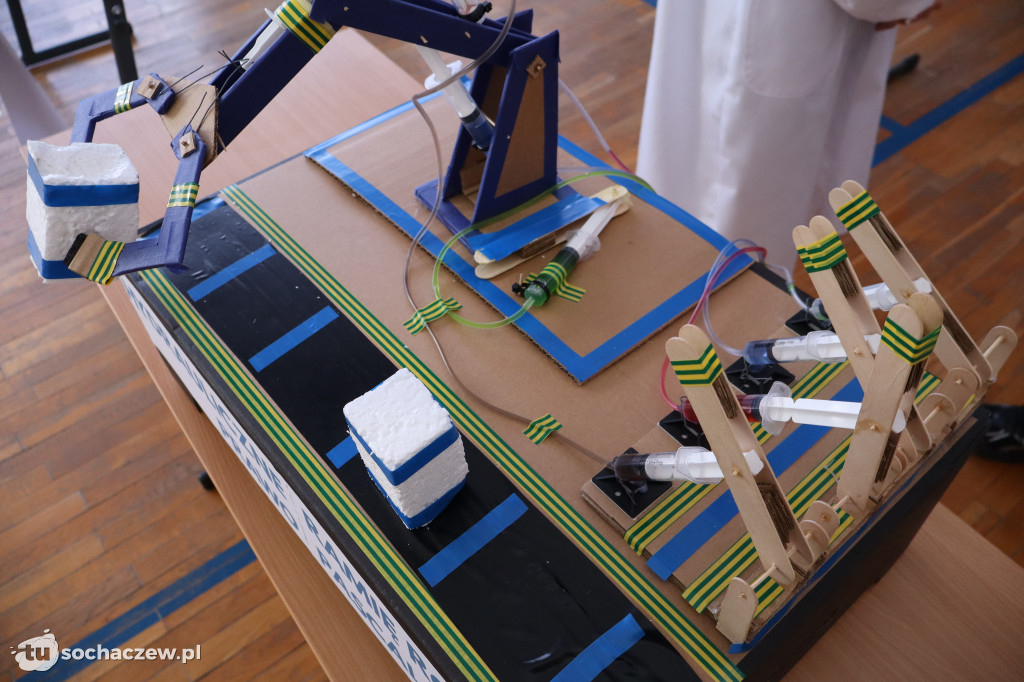 Rakiety, magnesy i wulkany: Festiwal Nauki w SP4