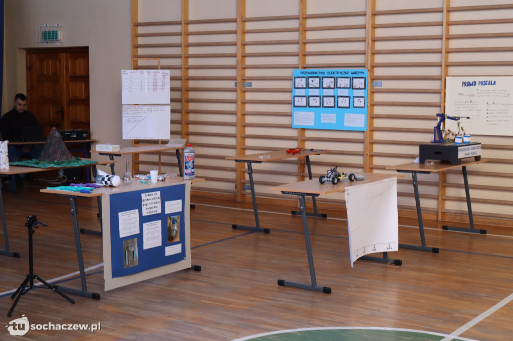 Rakiety, magnesy i wulkany: Festiwal Nauki w SP4