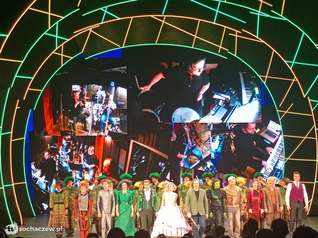 Mieszkańcy Gminy Rybno na musicalu