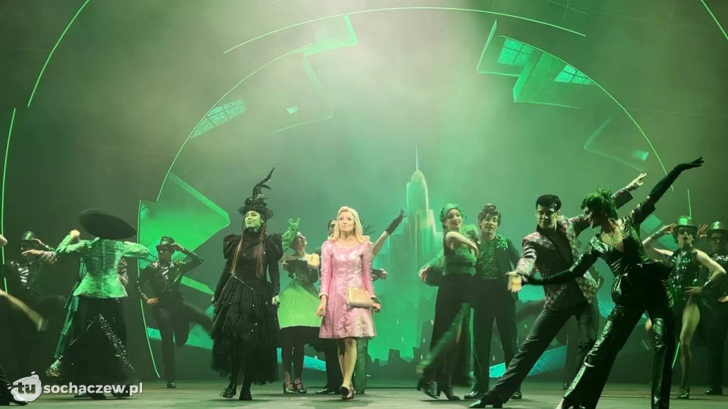 Mieszkańcy Gminy Rybno na musicalu