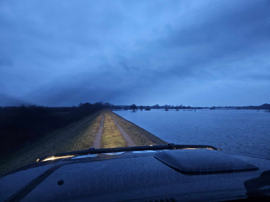 Sprawdzili wały przeciwpowodziowe w Gminie Młodzieszyn
