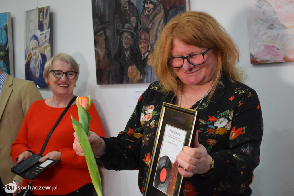 Chodaków: kobieta w piosence Mieczysława Fogga