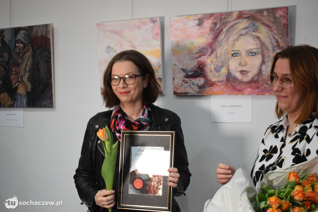 Chodaków: kobieta w piosence Mieczysława Fogga