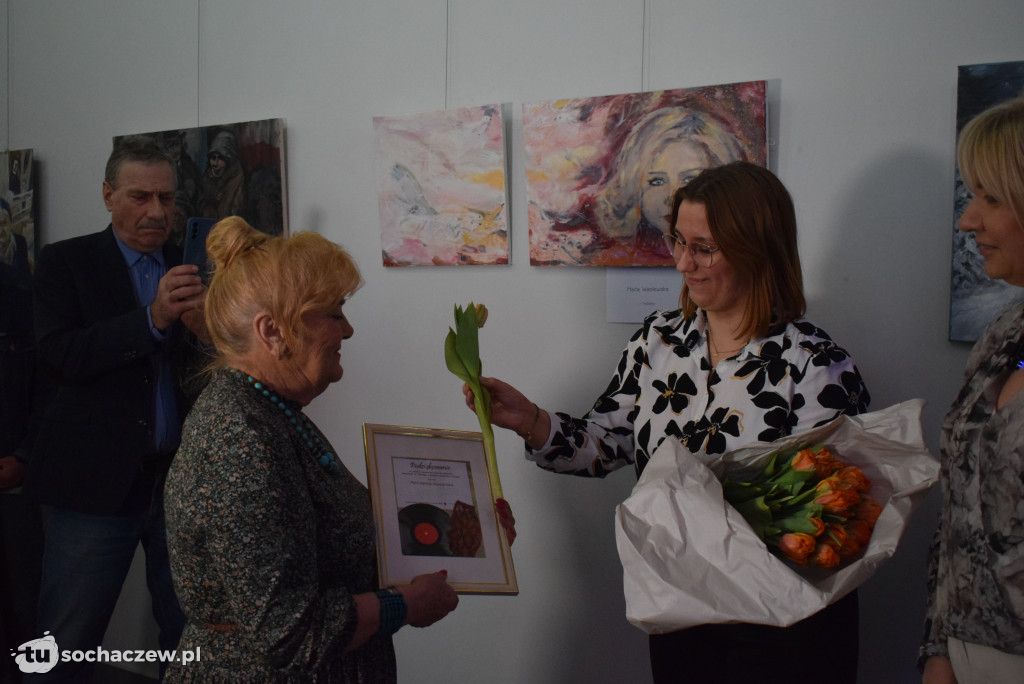 Chodaków: kobieta w piosence Mieczysława Fogga