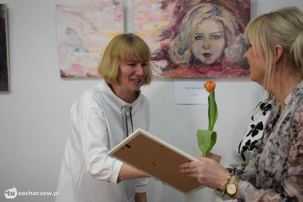 Chodaków: kobieta w piosence Mieczysława Fogga