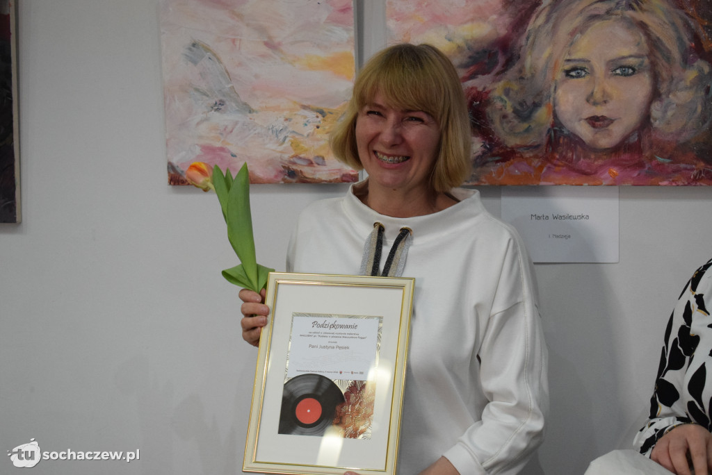 Chodaków: kobieta w piosence Mieczysława Fogga