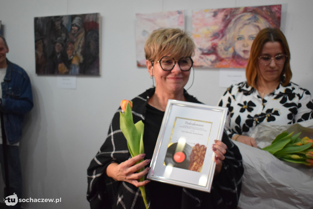 Chodaków: kobieta w piosence Mieczysława Fogga