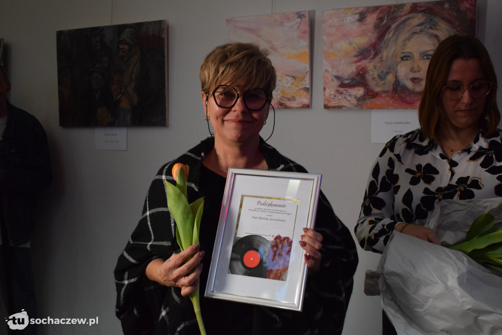 Chodaków: kobieta w piosence Mieczysława Fogga