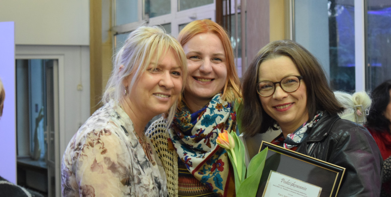 Chodaków: kobieta w piosence Mieczysława Fogga