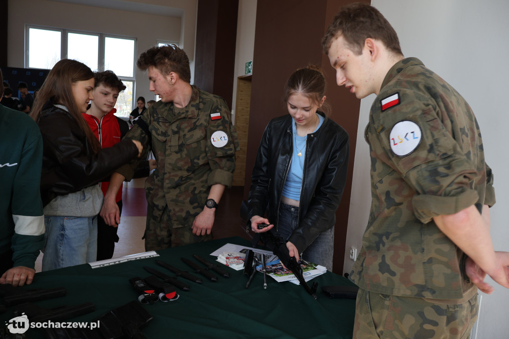 Dzień Zawodów w ZSKZ Sochaczew