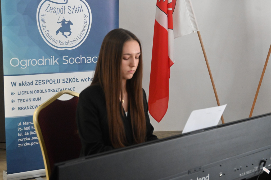 Stypendia starosty rozdane