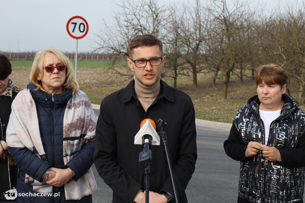 Samorządy połączyły siły. Droga Ruszki-Rybno wyremontowana