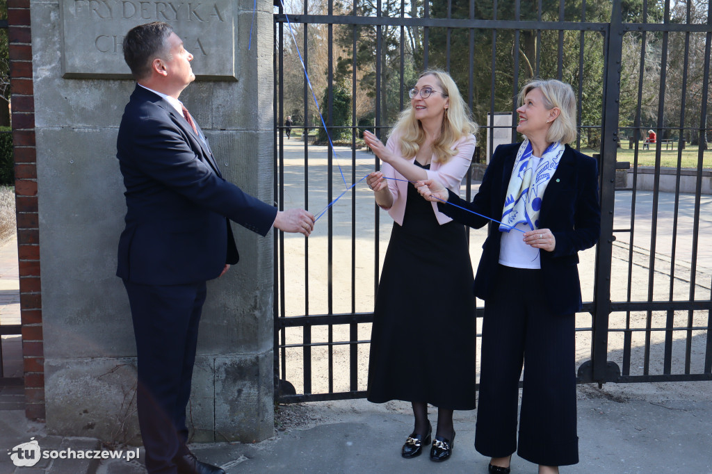 Żelazowa Wola z wyjątkowym wyróżnieniem