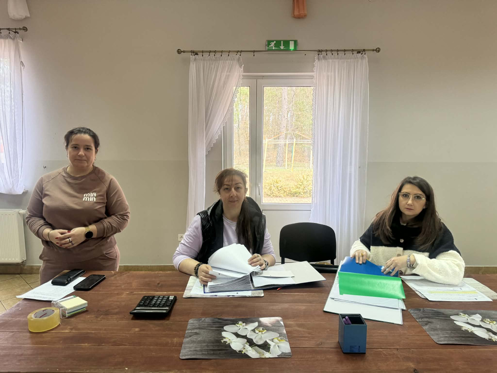 Paczki żywnościowe dla mieszkańców Gminy Młodzieszyn