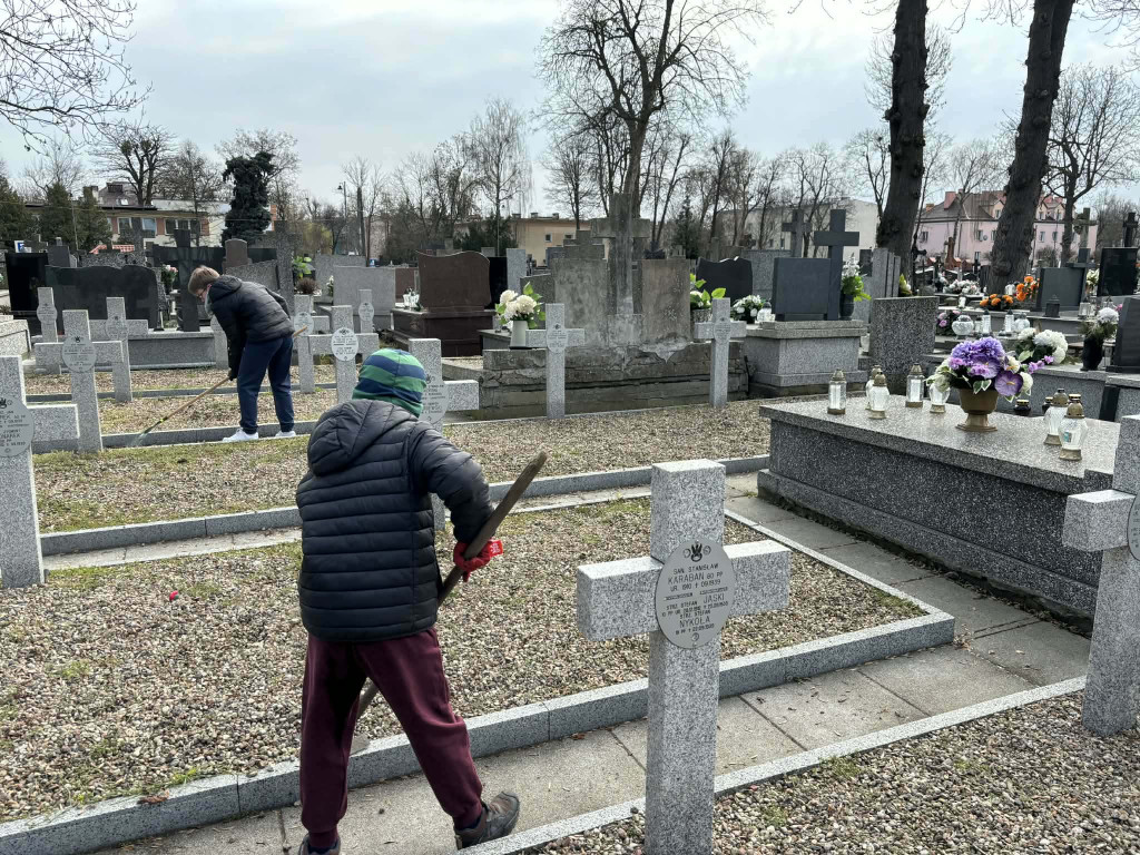 Traugutta: prządki na kwaterach wojskowych