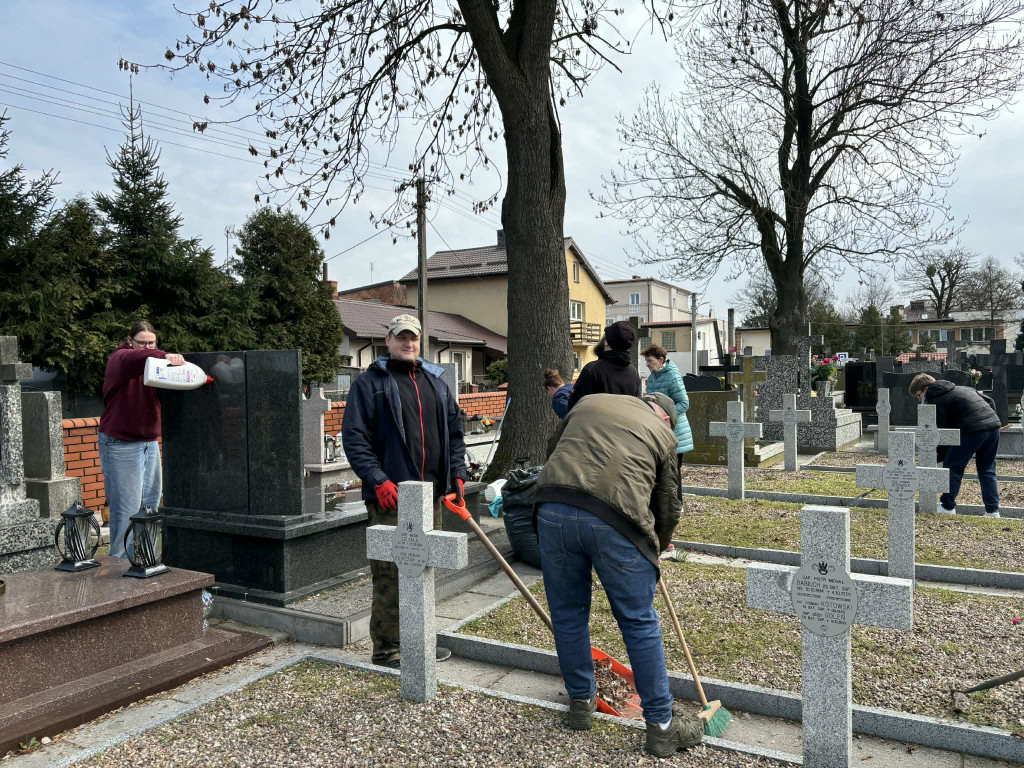 Traugutta: prządki na kwaterach wojskowych