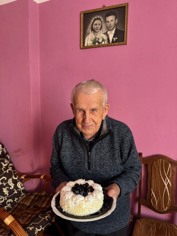 Wójt gminy Młodzieszyn odwiedza najstarszych mieszkańców