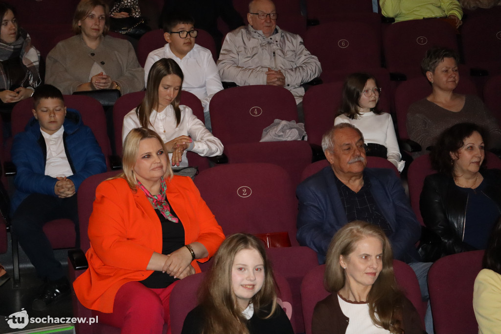 Chodaków: najzdolniejszym wręczono stypendia burmistrza