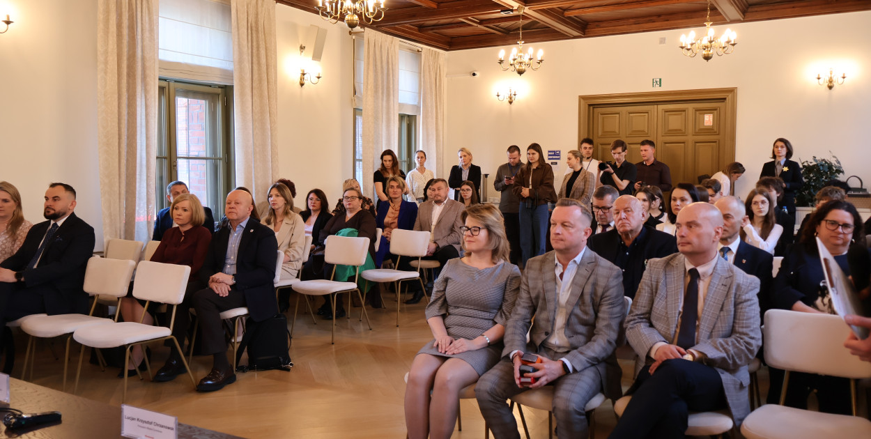 Umowy z marszałkiem podpisane