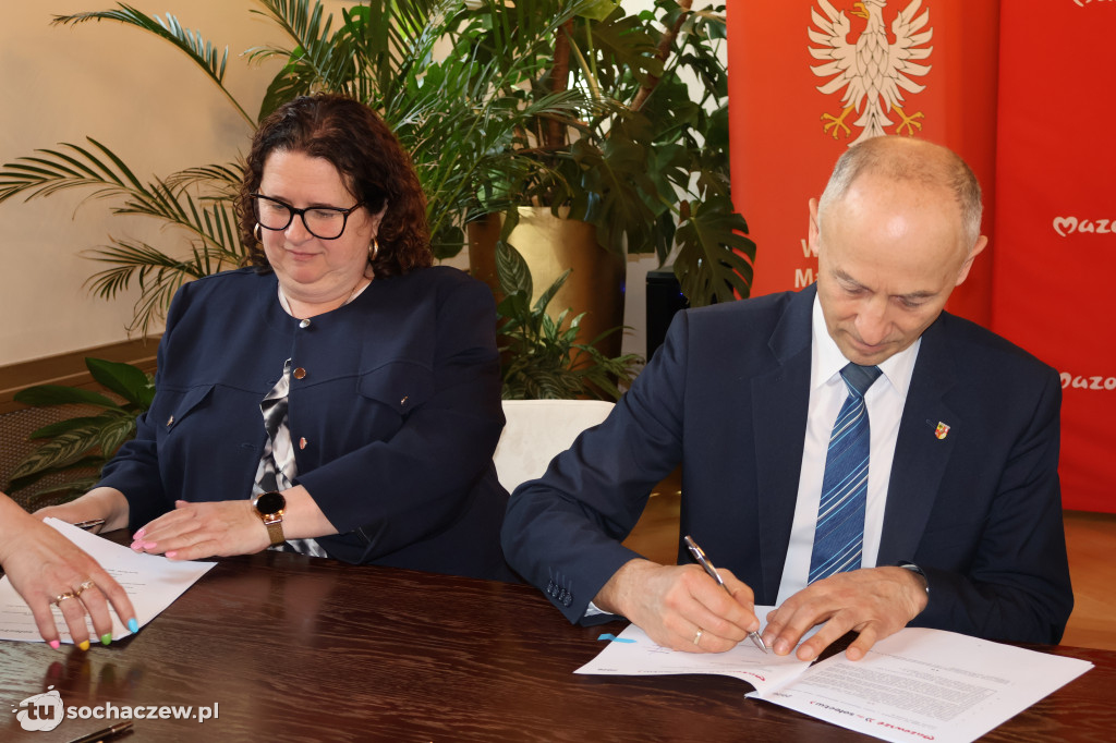 Umowy z marszałkiem podpisane