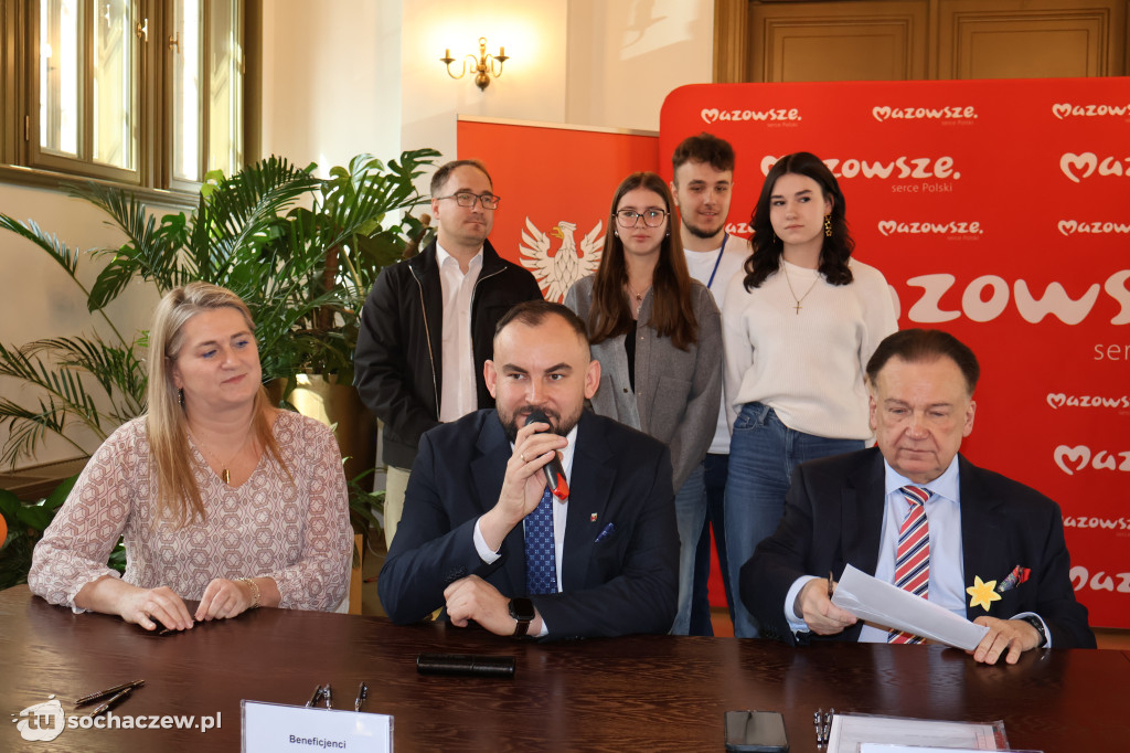 Umowy z marszałkiem podpisane