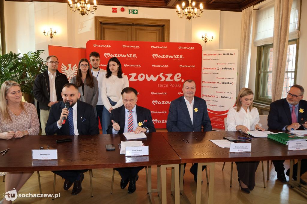 Umowy z marszałkiem podpisane