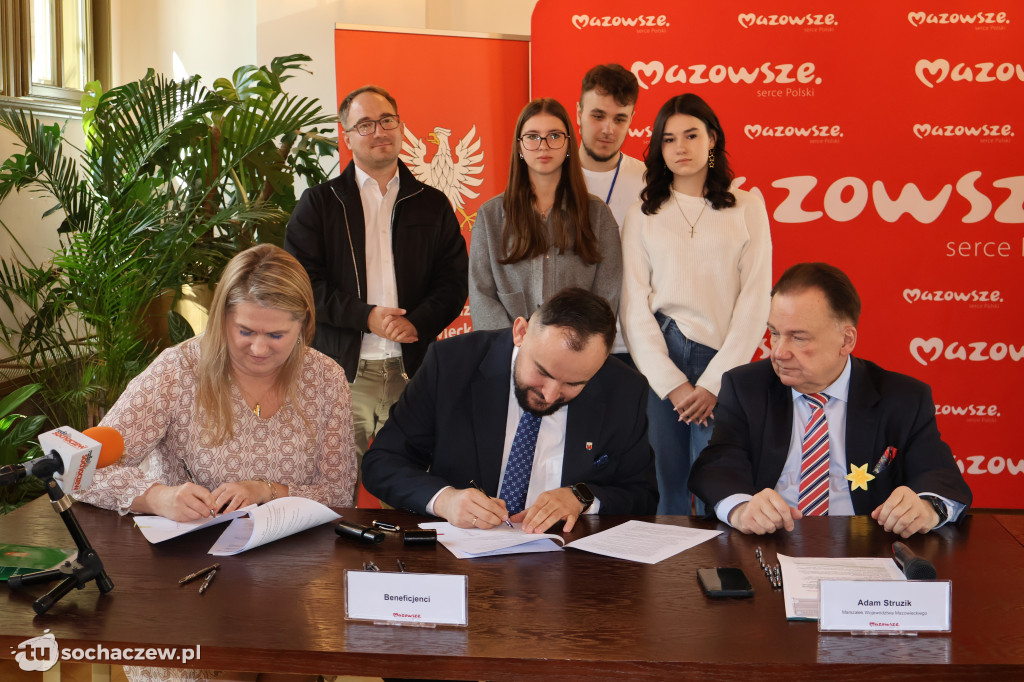 Umowy z marszałkiem podpisane