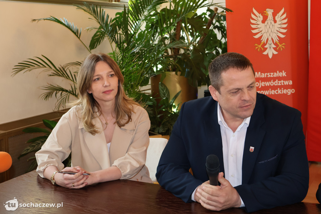 Umowy z marszałkiem podpisane