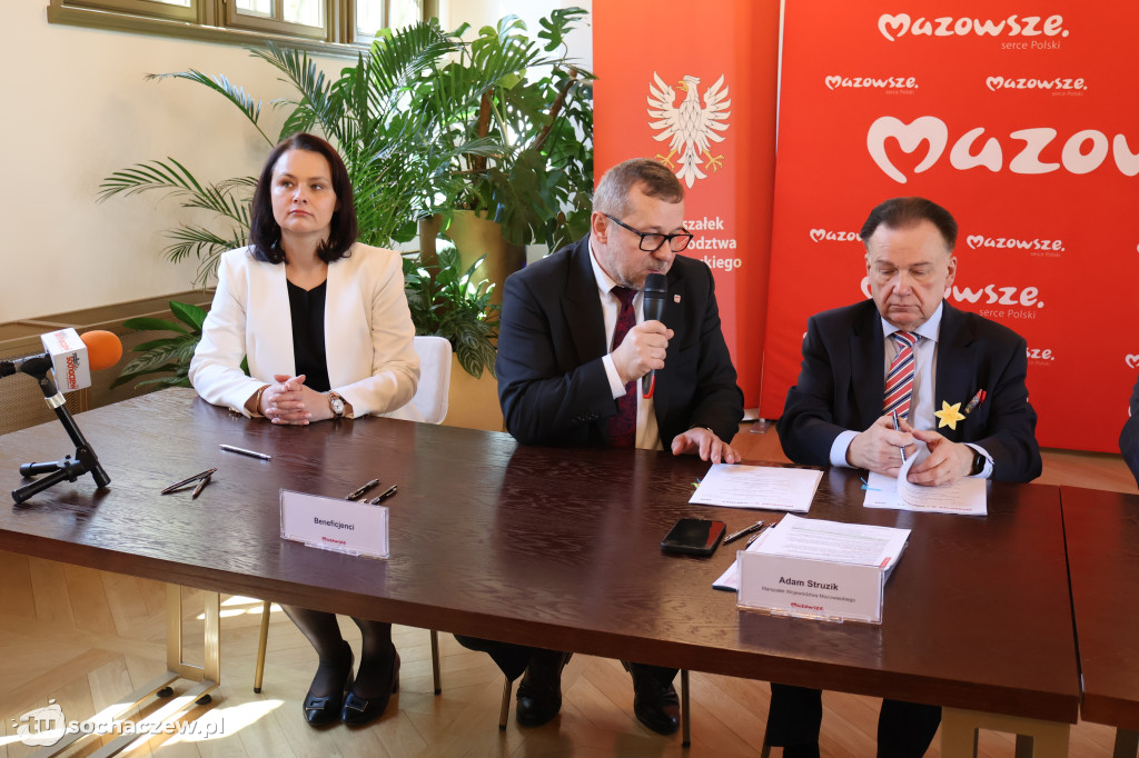 Umowy z marszałkiem podpisane