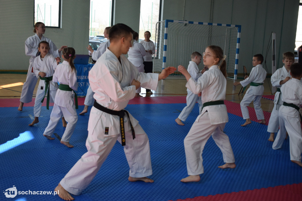 Najlepsi karatecy na sochaczewskich matach