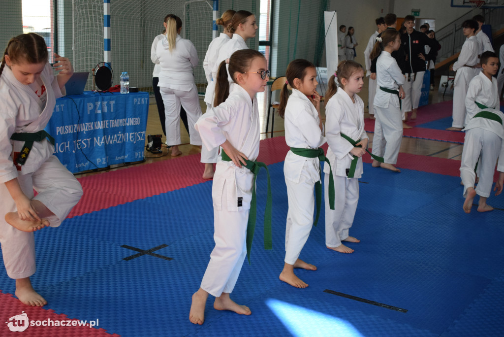 Najlepsi karatecy na sochaczewskich matach
