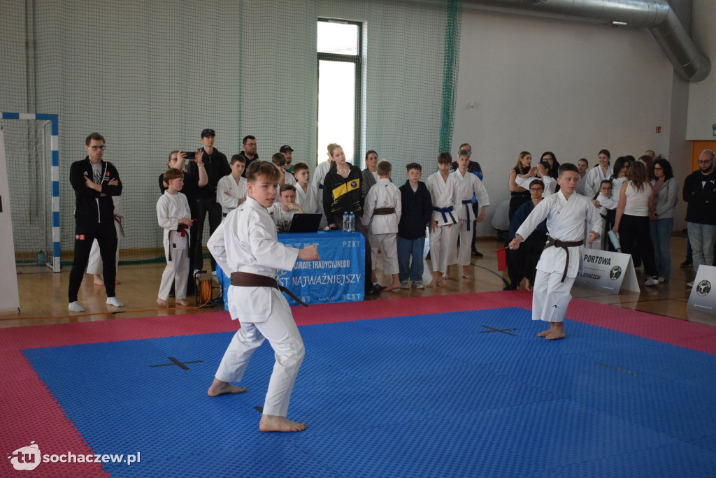 Najlepsi karatecy na sochaczewskich matach