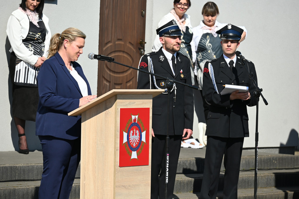 Nowe Mostki z nowym wozem