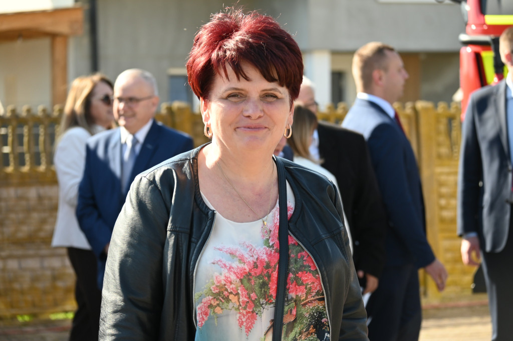 Nowe Mostki z nowym wozem