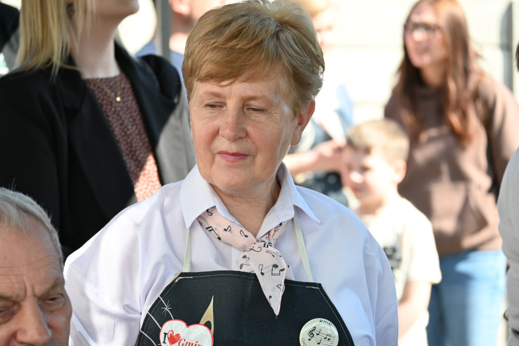 Nowe Mostki z nowym wozem