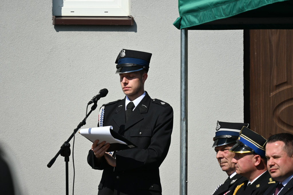 Nowe Mostki z nowym wozem