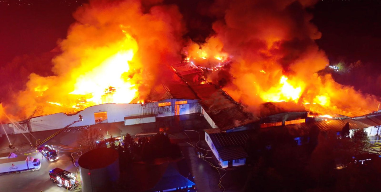 Strażacy o pożarze w Bramkach: był najtrudniejszy w historii