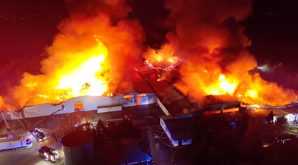 Strażacy o pożarze w Bramkach: był najtrudniejszy w historii