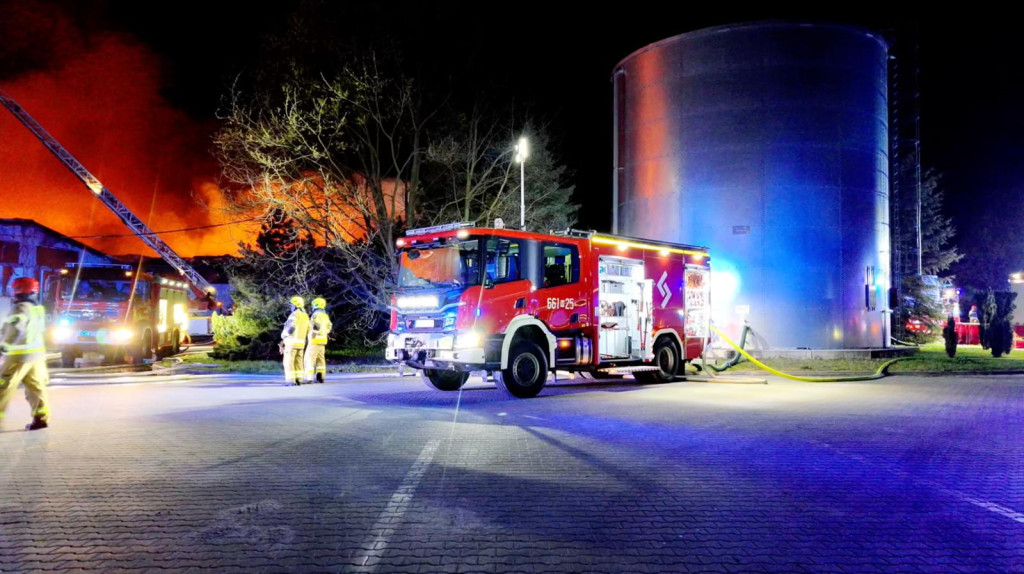 Strażacy o pożarze w Bramkach: był najtrudniejszy w historii