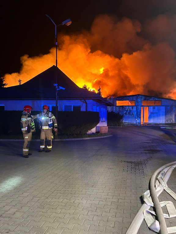 Strażacy o pożarze w Bramkach: był najtrudniejszy w historii