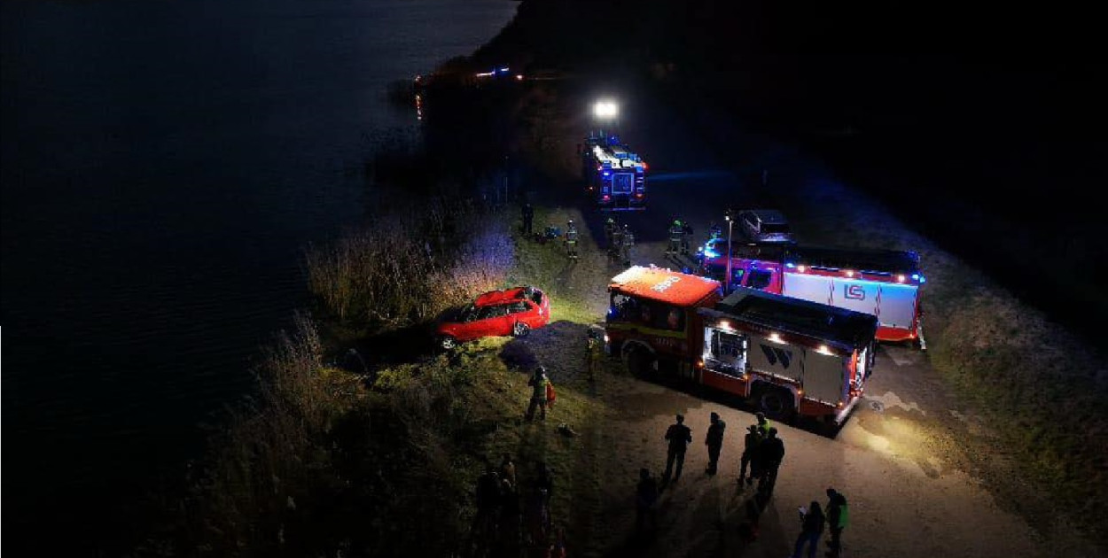 Bolimów: tragedia, trwa walka o życie osób z auta