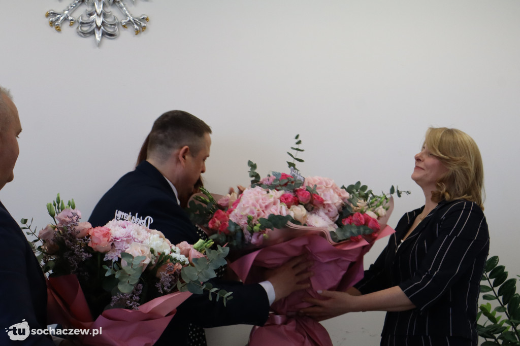 Brochów: zmiana skarbnika, radni nie kryli wzruszenia