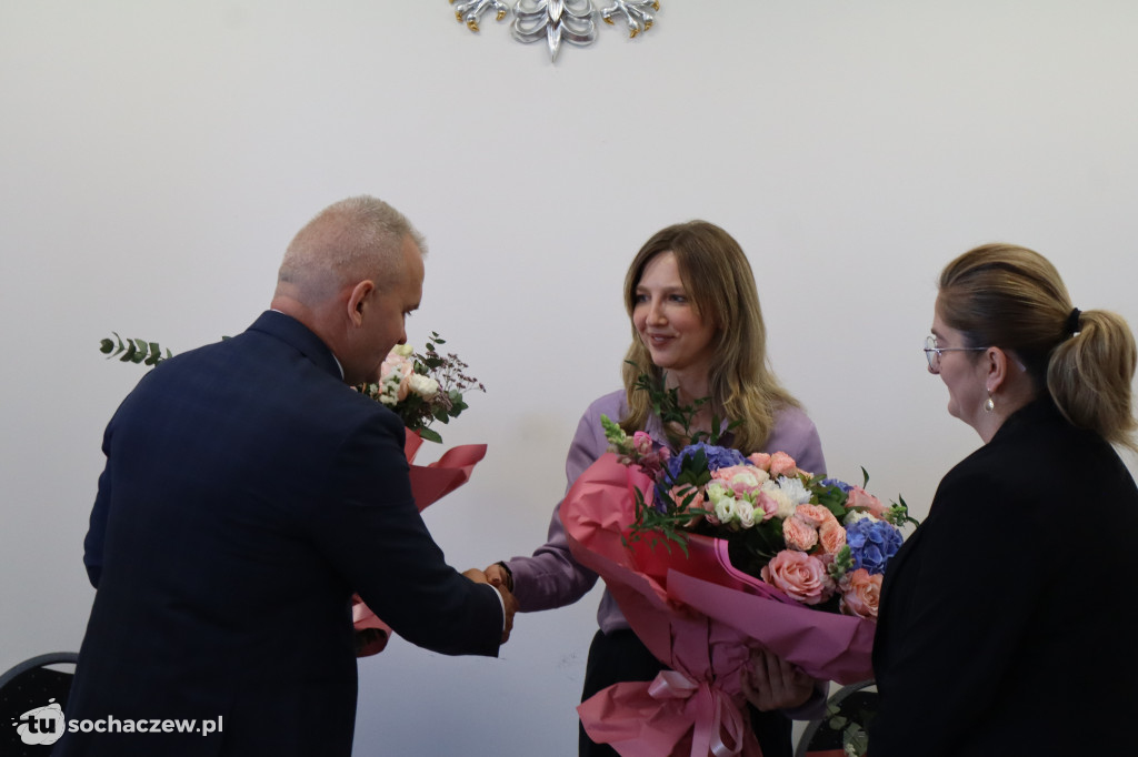 Brochów: zmiana skarbnika, radni nie kryli wzruszenia