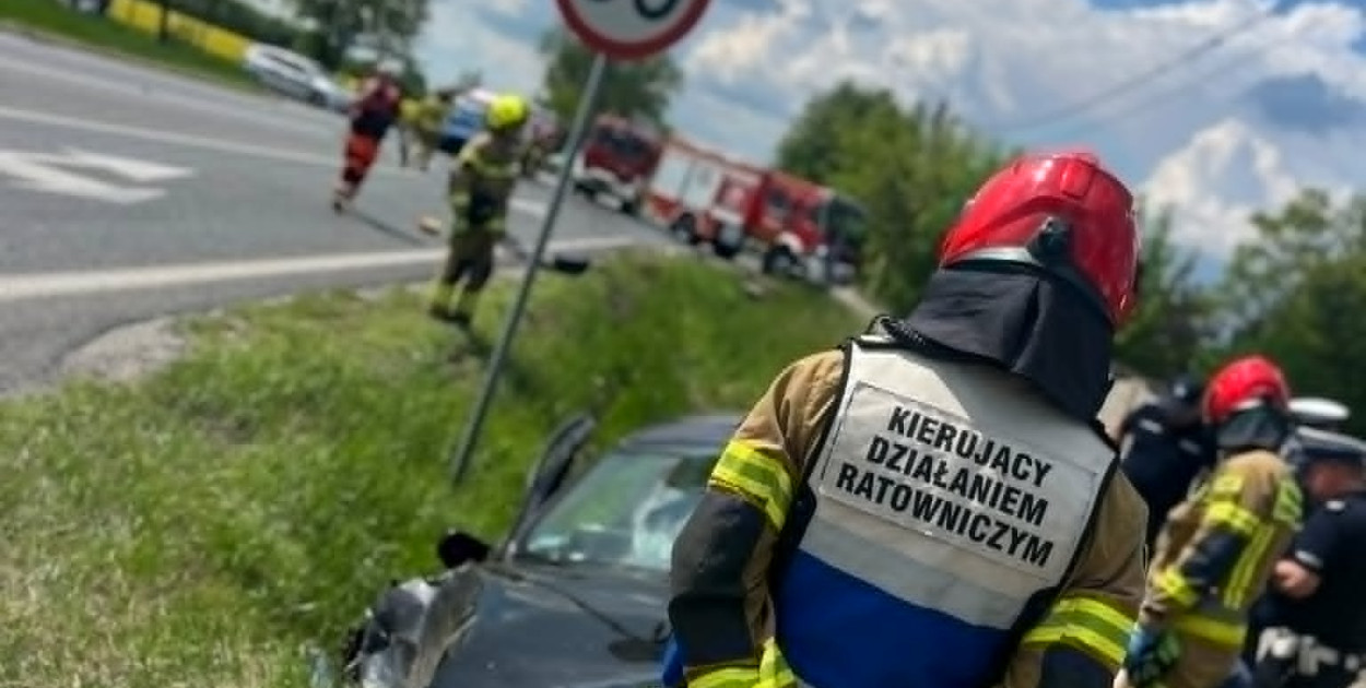 DK 92: zderzenie osobówek