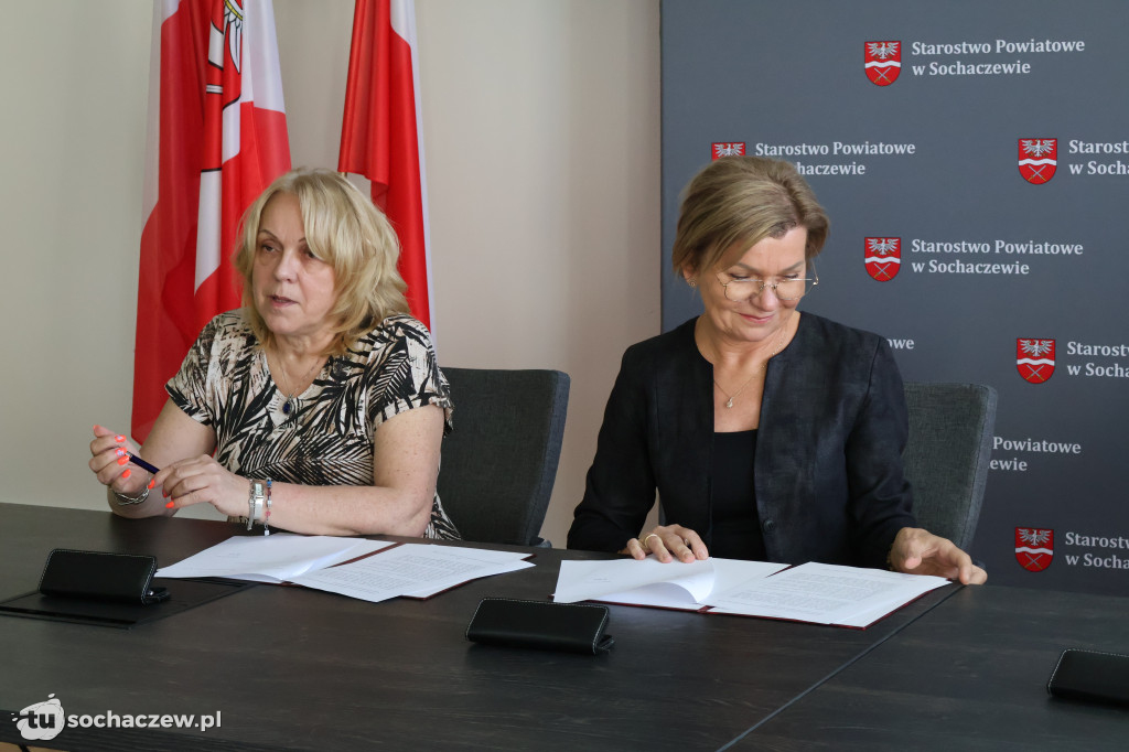 Sprzęt OLiOC dla powiatowych placówek