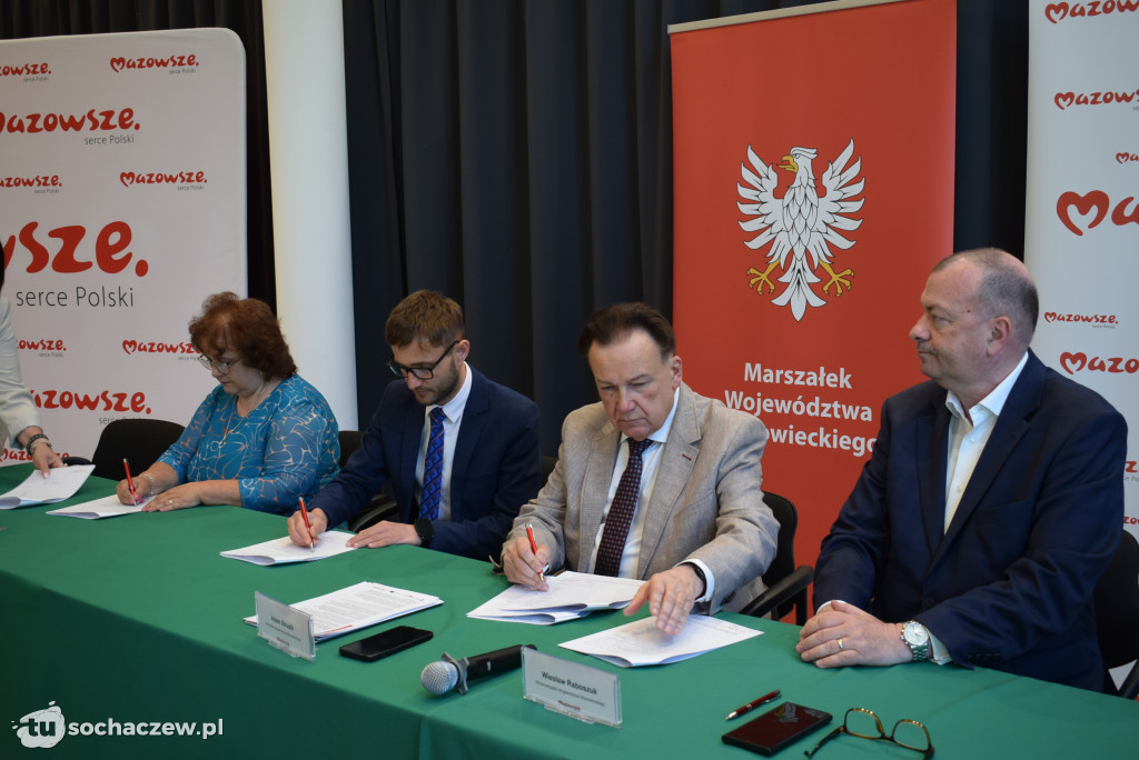 Umowy z marszałkiem podpisane