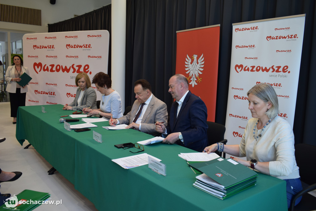 Umowy z marszałkiem podpisane