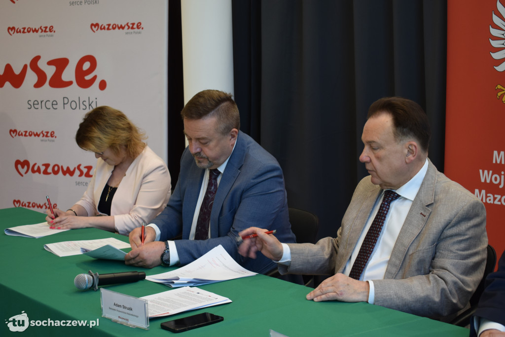 Umowy z marszałkiem podpisane