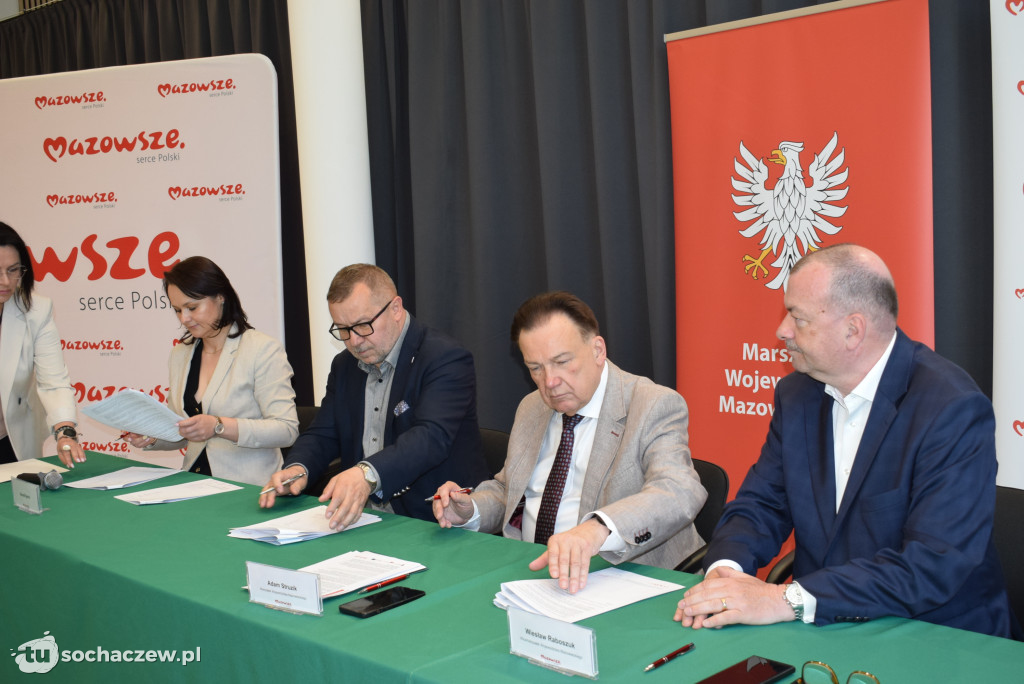 Umowy z marszałkiem podpisane